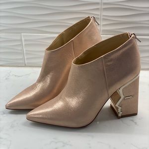 BRAND NEW - Katy Perry Gypsy Pink Metallic Ankle Bootie Block Heel Pointed
